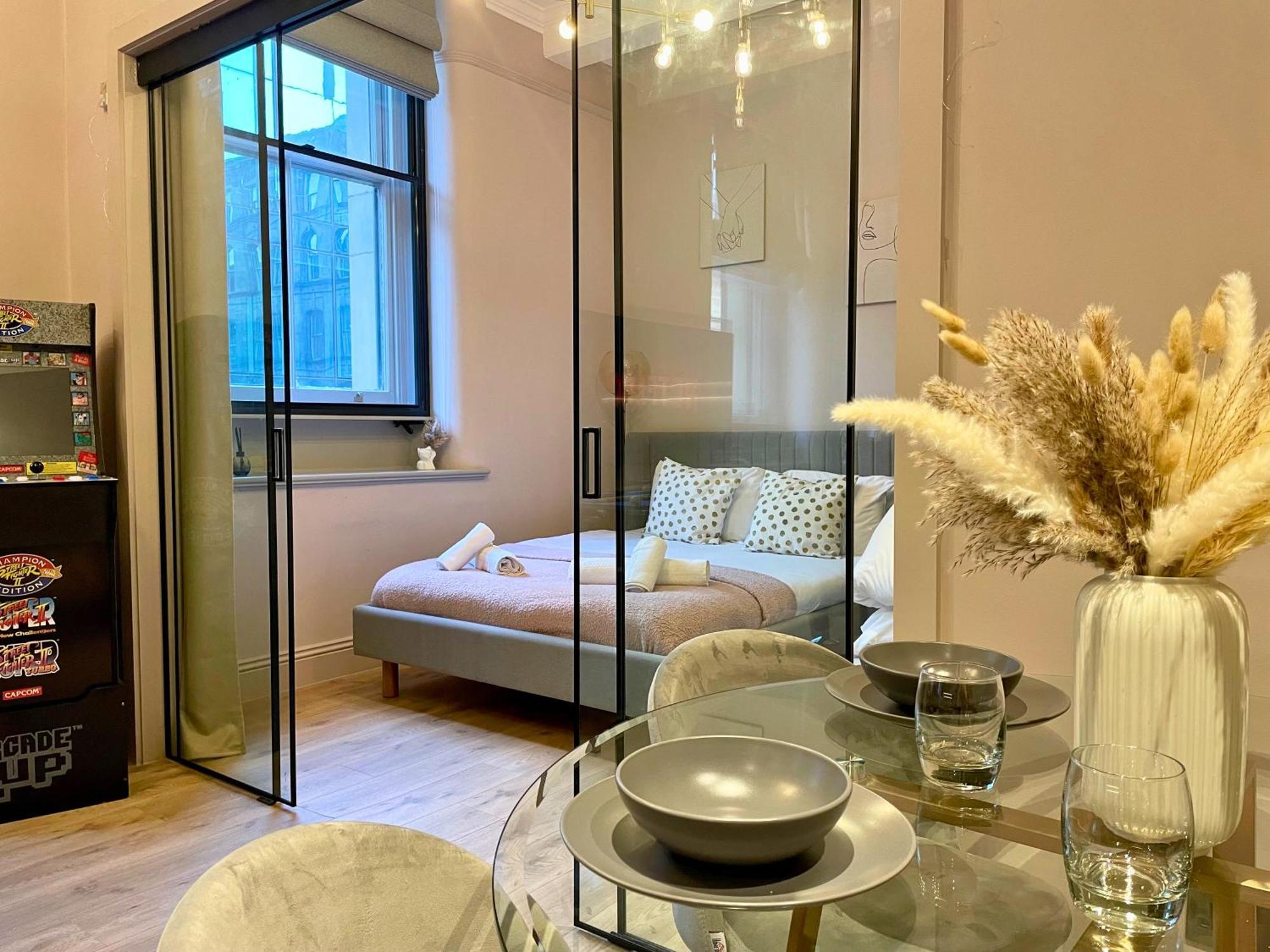 Stunning 2 Bed Apartment In Greater Manchester Buitenkant foto
