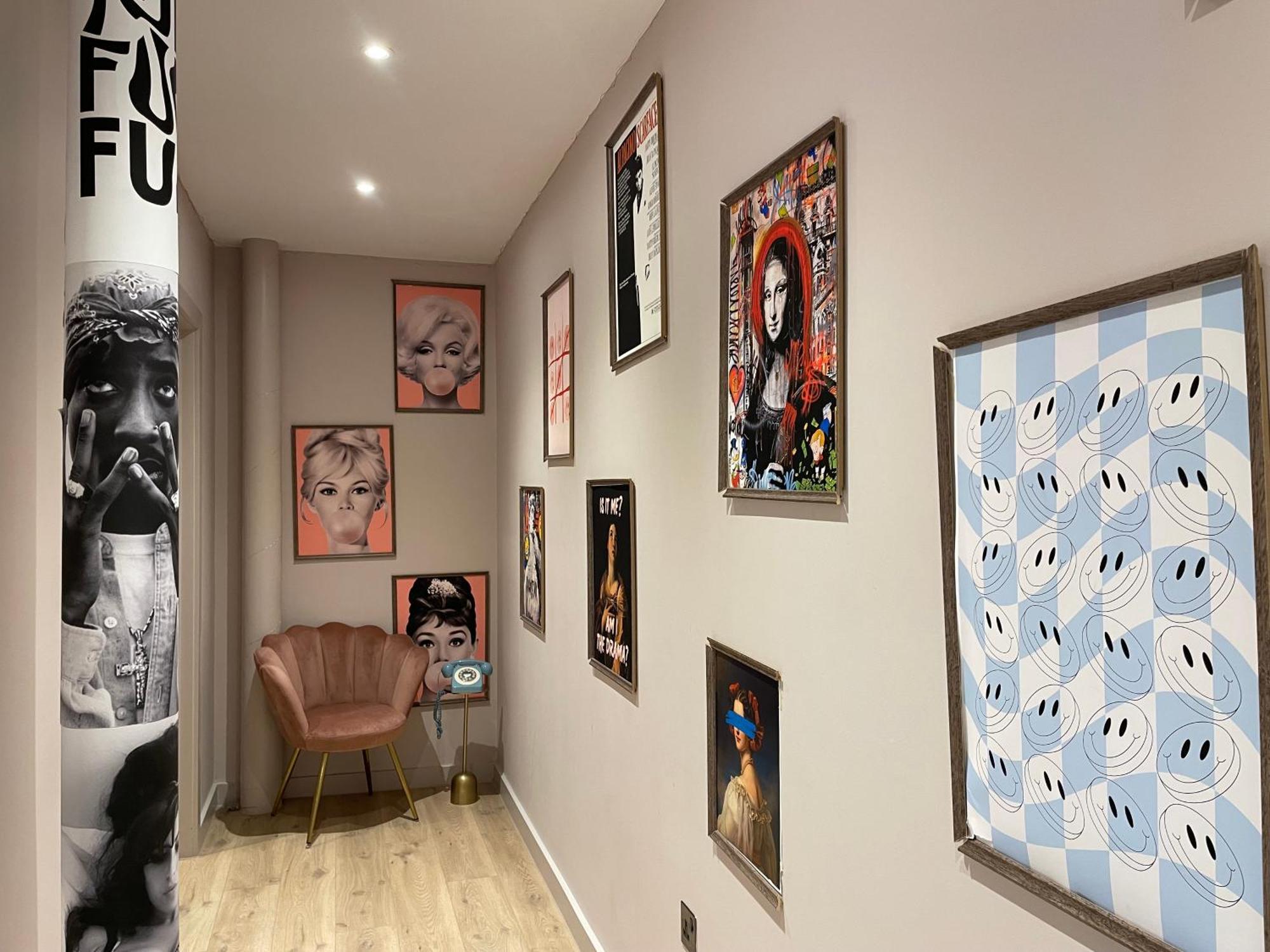 Stunning 2 Bed Apartment In Greater Manchester Buitenkant foto