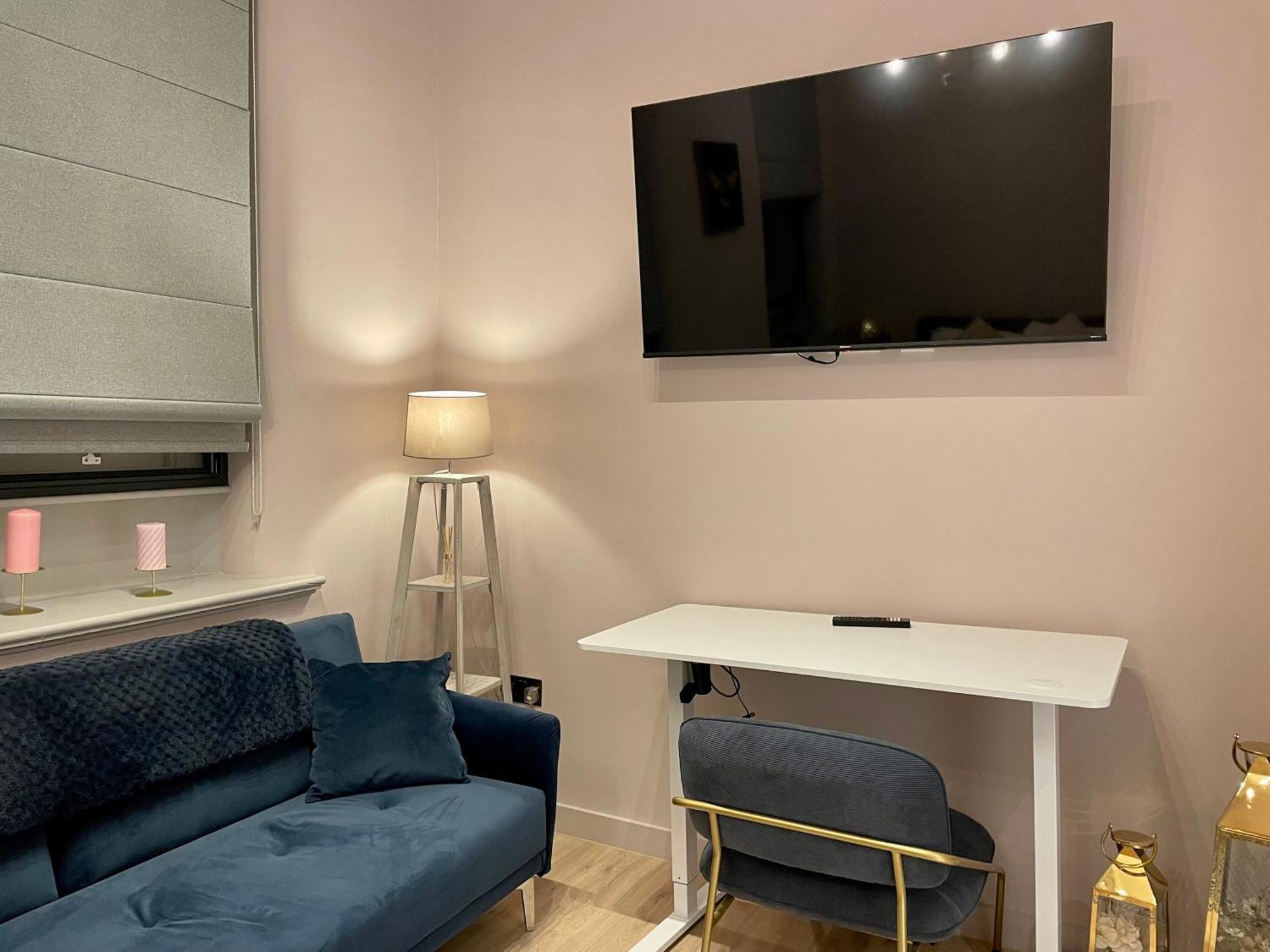 Stunning 2 Bed Apartment In Greater Manchester Buitenkant foto